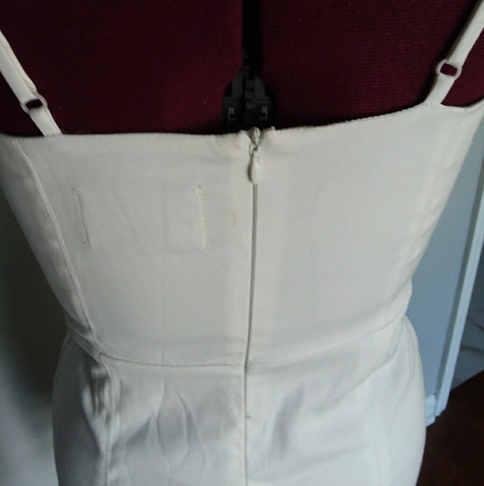 Deja Vu White sun dress - Picture 5 of 8